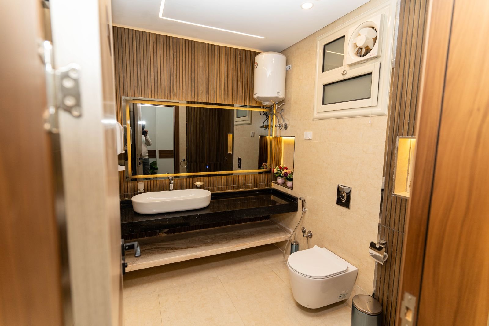 El Sherif Office, photograph 8